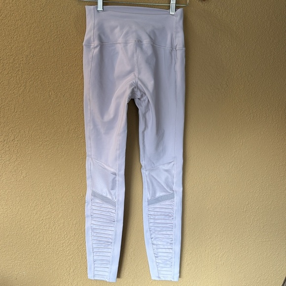 🌿ALO Yoga Leggings🌿 Size Small - Picture 4 of 5